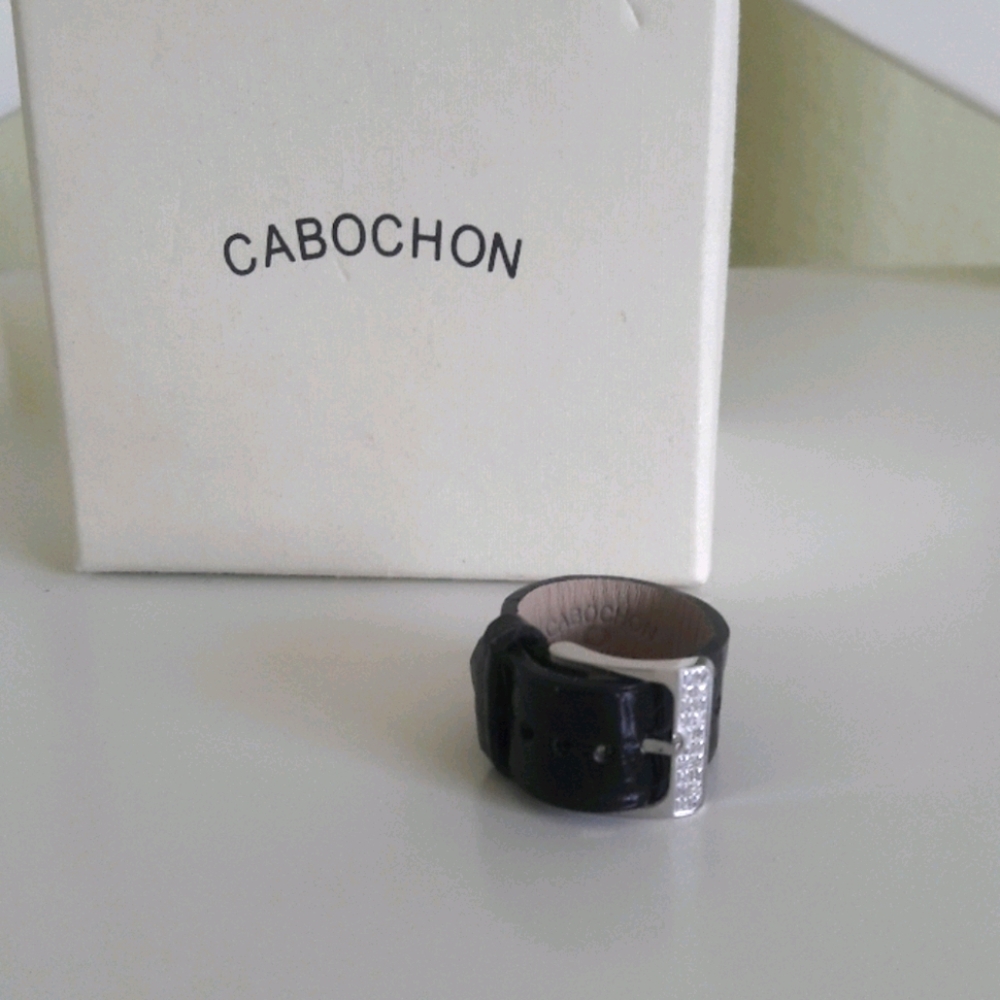 NWT Diamond & Leather Cabochon Ring